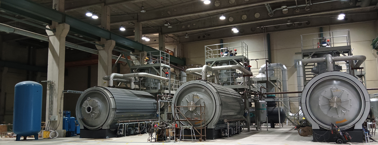 Plastic Pyrolysis Machine